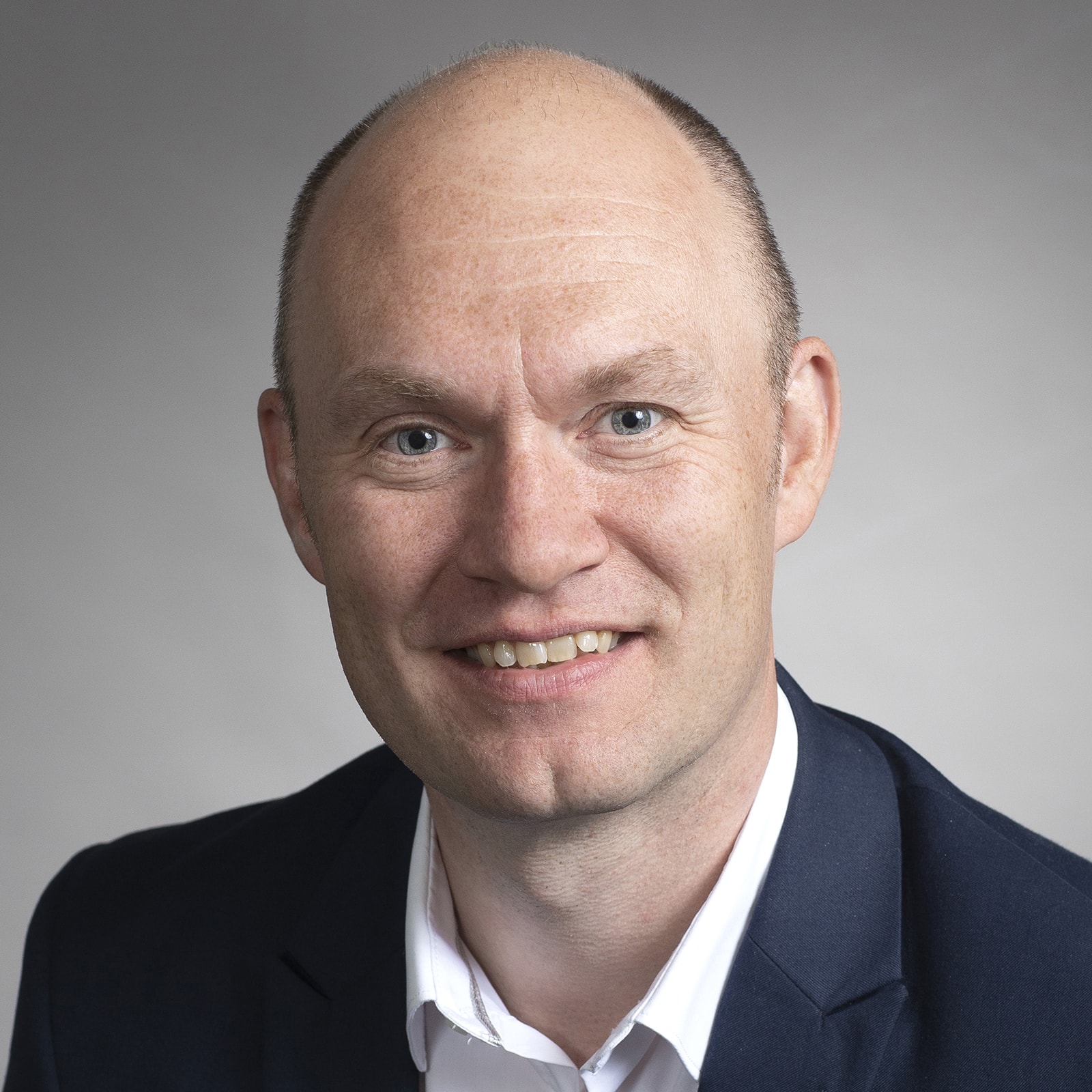 Medarbejderrepræsentant Jens L. Møller, afdelingsdirektør for økonomi, IT og interne processer, Sparekassen Bredebro